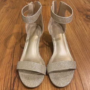 Dress shoes